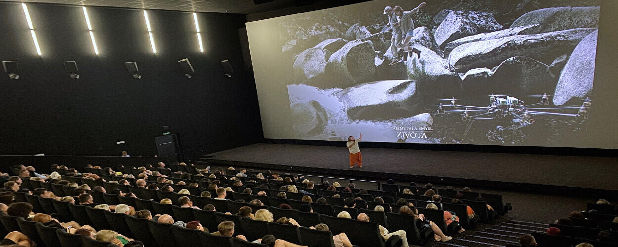 Předpremiéra film Tajemství a smysl života Petr Valach Olomouc, Praha, Teplice, Liberec, Sandra Pogodová, Magazín KULT* Brno