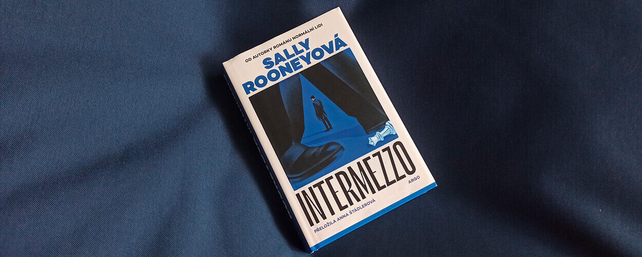 Intermezzo od Sally Rooney, recenze, magazín KULTINO* Brno